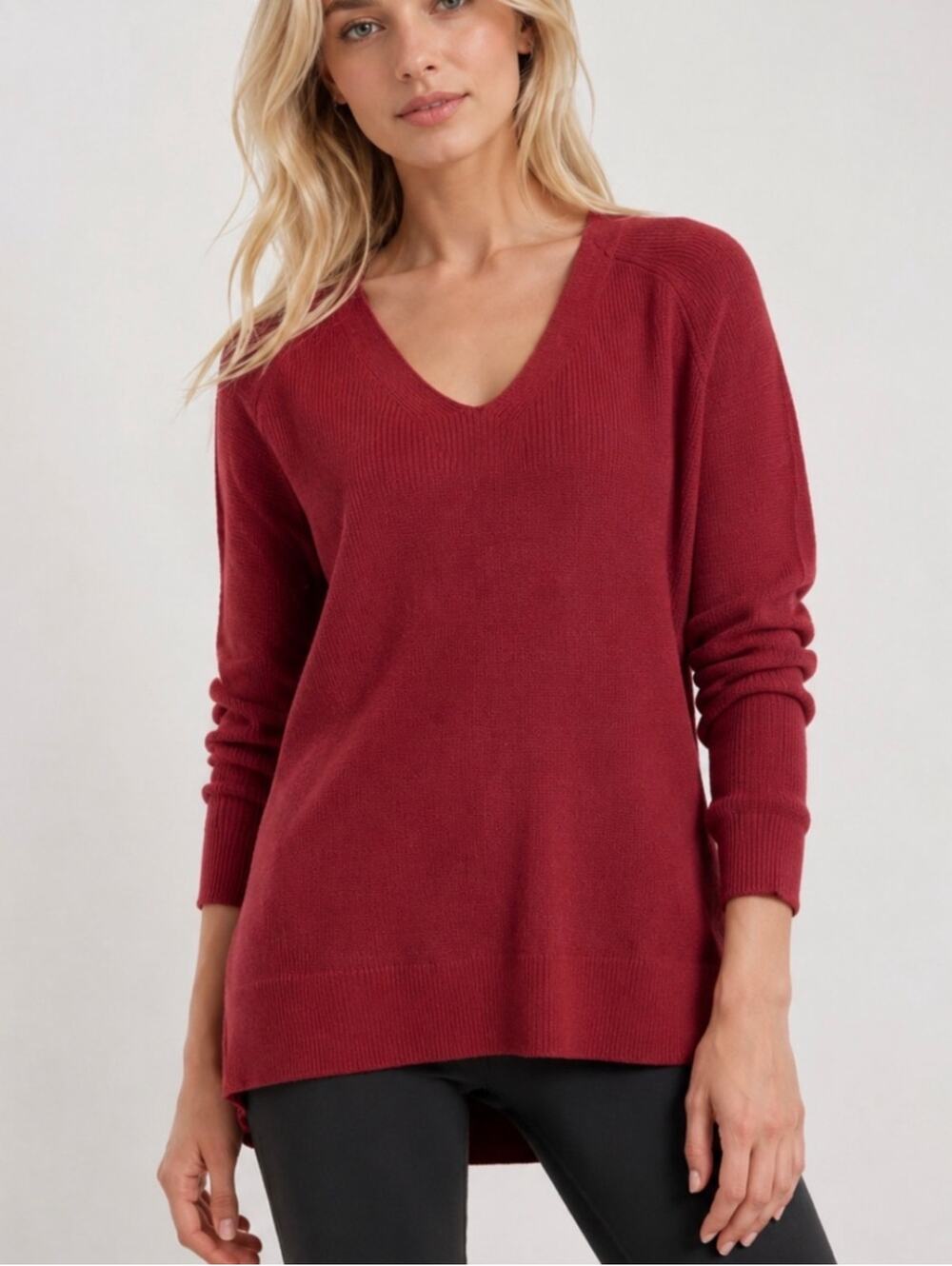 Athleta Burgundy Hanover Wool Blend V-Neck Sweater Size Medium
